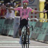 L'arrivée victorieuse de Richard Carapaz KEYSTONE/AP/Daniel Cole